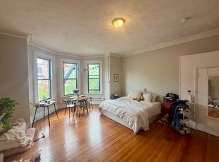 363 Beacon St #31, Boston, MA 02116