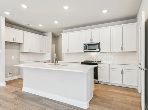 6669 Stone Elm Ln, Crowley, TX 76036
