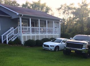 16 Fieldcrest Dr, Hayden, AL 35079