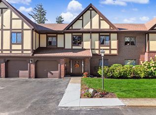 Royal Crest, Walpole, MA 02081