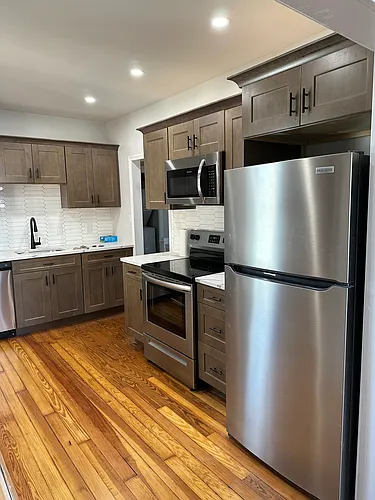 1030 Linden St #2 Photo 1