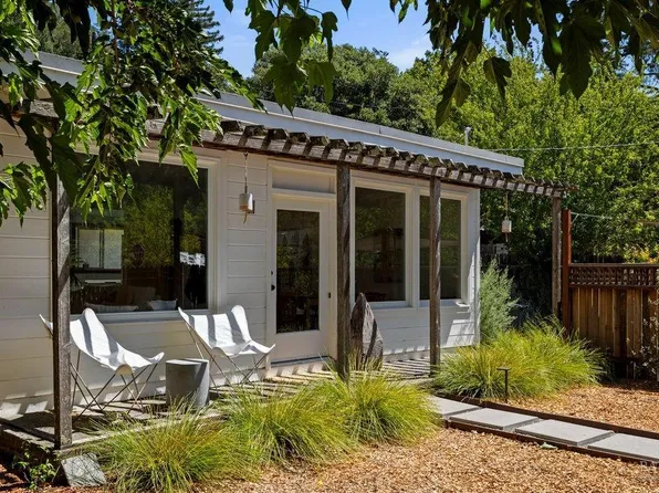 149 Central Avenue, Woodacre, CA 94973