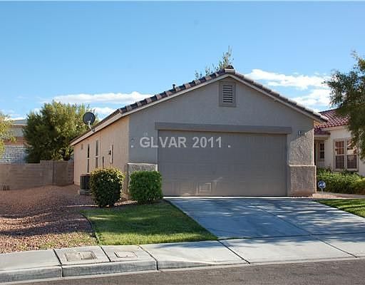 2nd image of 8557 Blowing Pines Dr