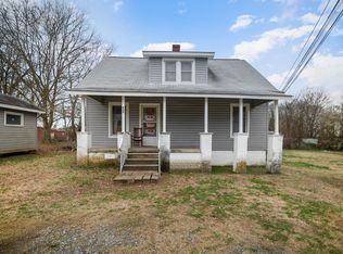 809 9th St, Gaffney, SC 29340