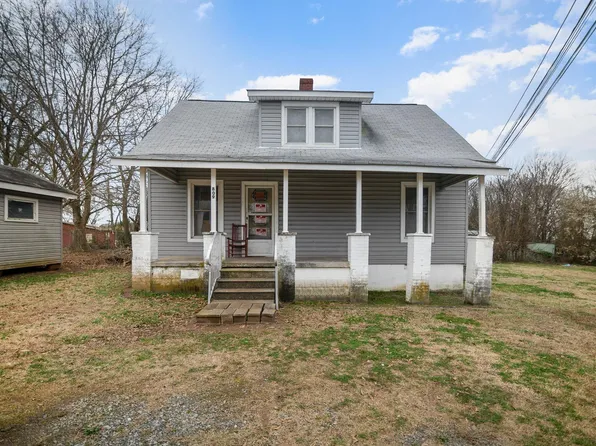 809 9th St, Gaffney, SC 29340