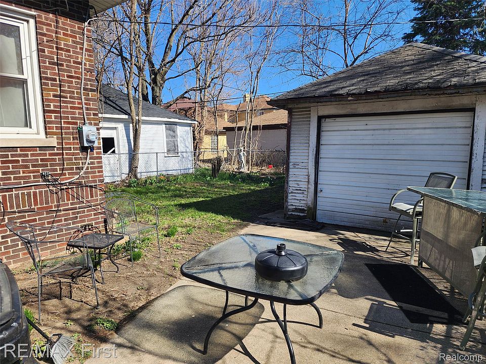 2nd image of 12088 Rosemary St