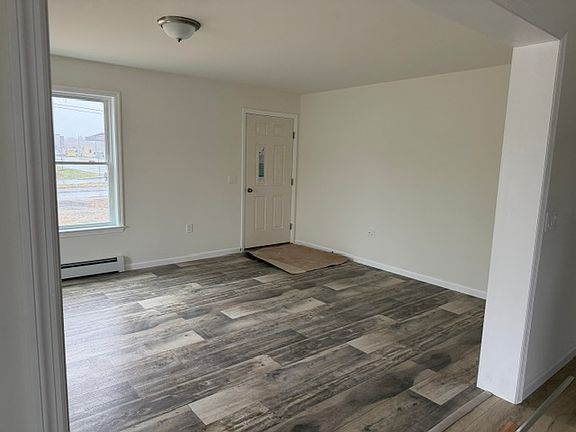 5th image of 338 Payne Rd