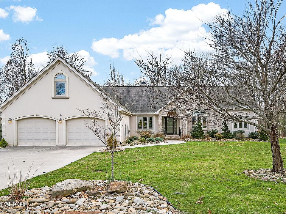 1st image of 104 Hickory Ridge Ln