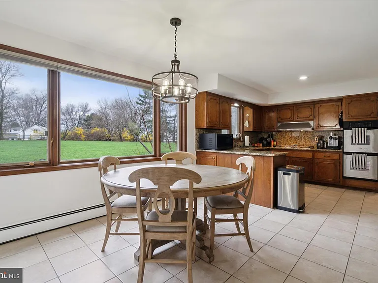 1530 Briar Hill Rd — Photo 15