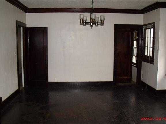 5th image of 1748 W Grand Ave