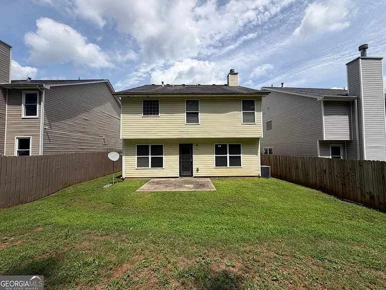 7279 Laurel Creek Dr — Photo 2