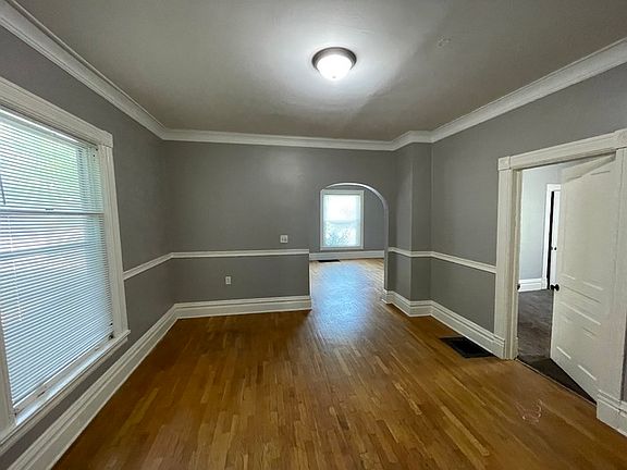 4th image of 1415 Lafayette Ave NE #1415