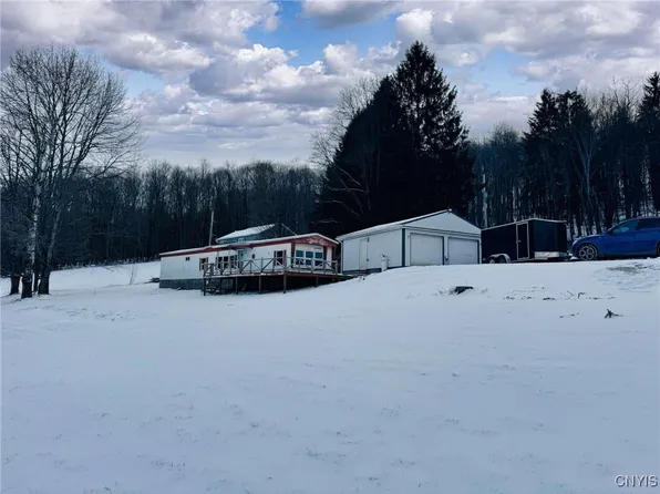 1021 Lake Como Rd, Cortland, NY 13045