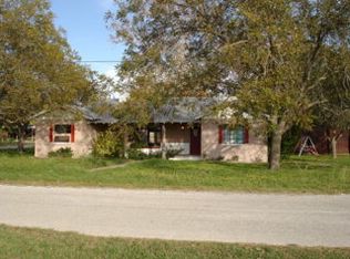 500 S St, Rocksprings, TX 78880