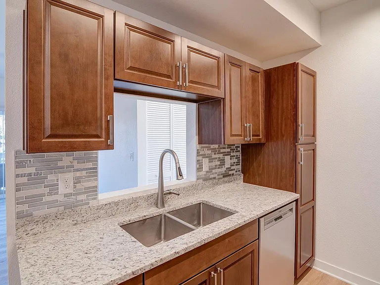 1034 S Dearborn St #308 — Photo 12