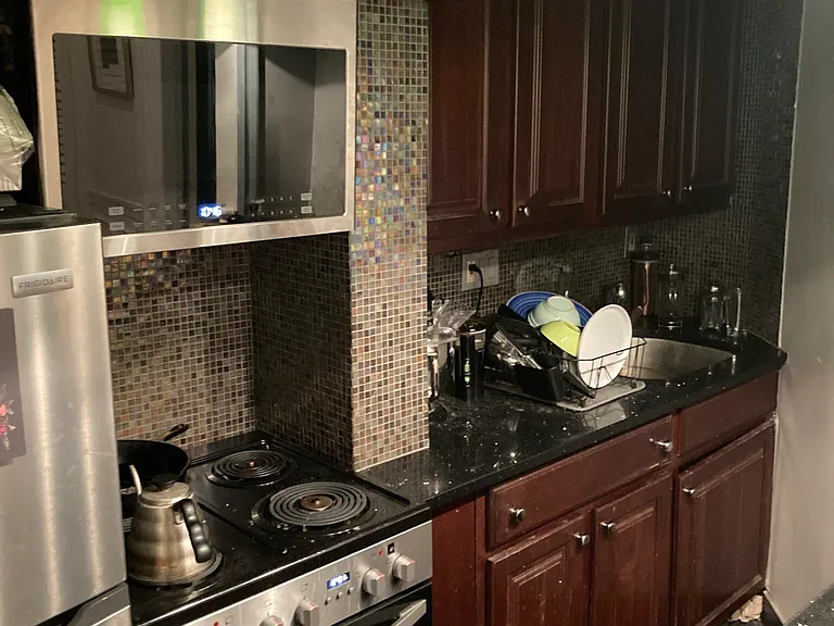 431 Beacon St #1 — Photo 15