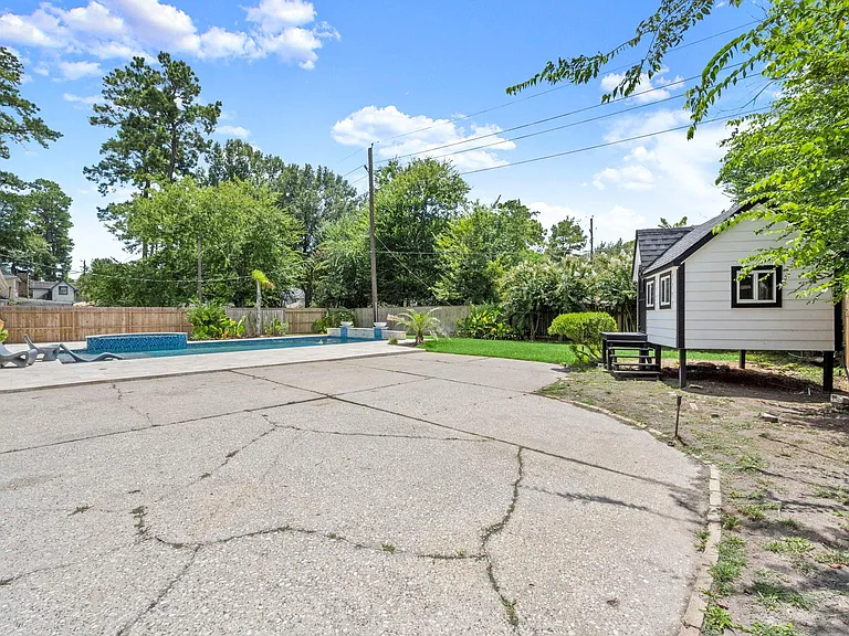 17627 Macrantha Dr — Photo 33