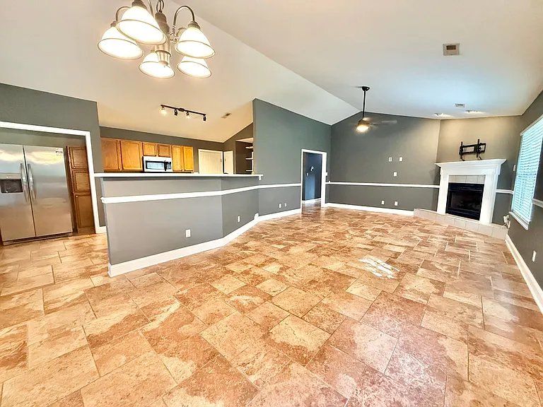 1105 Mercer Dr — Photo 7
