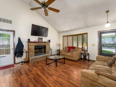 2408 S Capri Ln, Wichita, KS, 67210