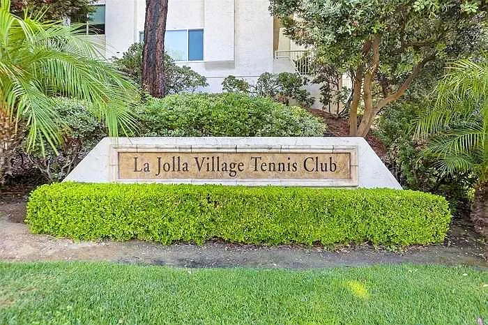 4042 La Jolla Village Dr — Photo 3