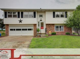 409 Pamela Dr, Tolono, IL