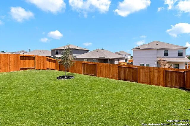 9219 Bennett Frst — Photo 21