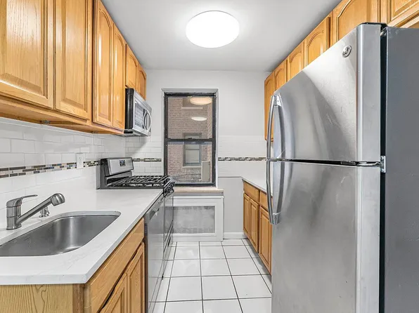 3260 Netherland Ave APT 1J, Bronx, NY 10463