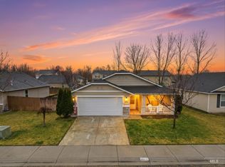 203 E Walcott Lake Dr, Middleton, ID 83644