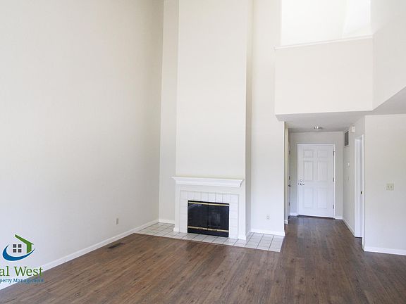 5th image of 1116 Trevino Ter