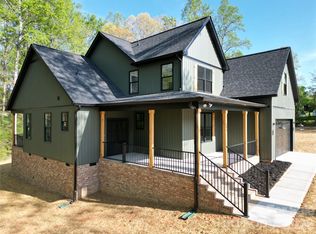 194 Donsdale Dr, Statesville, NC 28625
