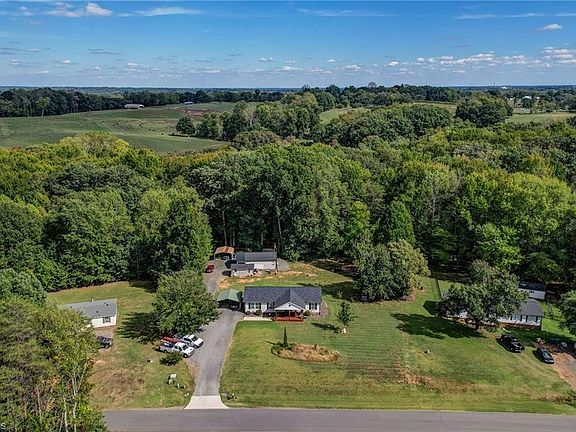 5th image of 341 Setliff Rd