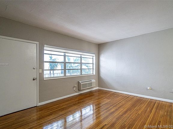 5th image of 1326 Pennsylvania Ave APT 8