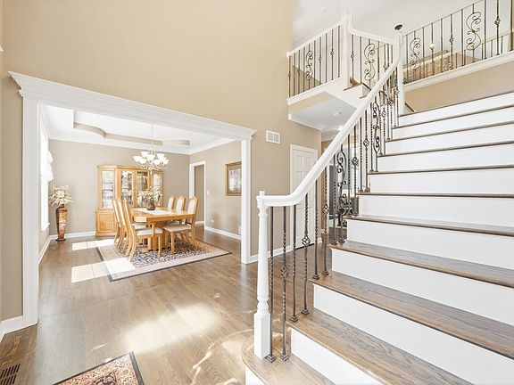 4th image of 1592 Jeanel Ln