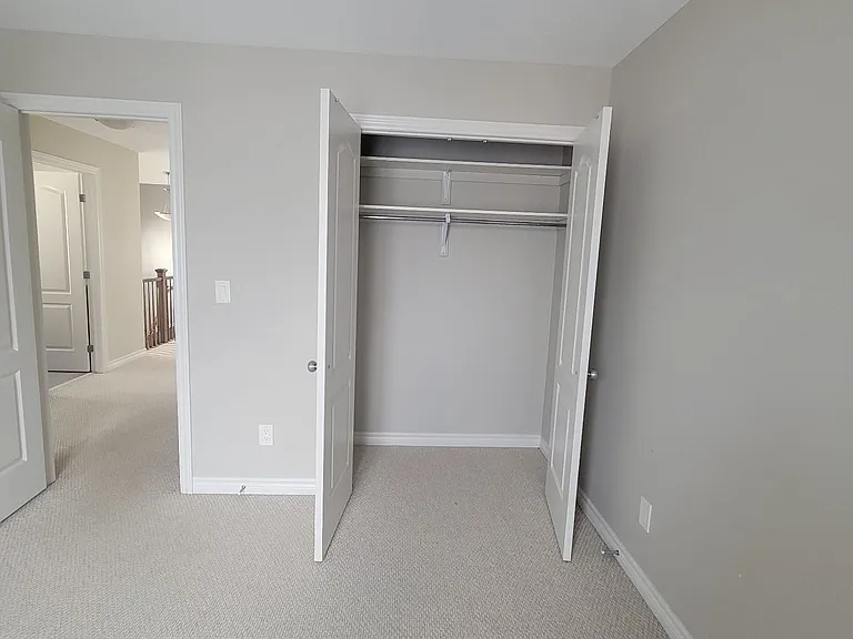 876 Stonewalk Dr — Photo 11