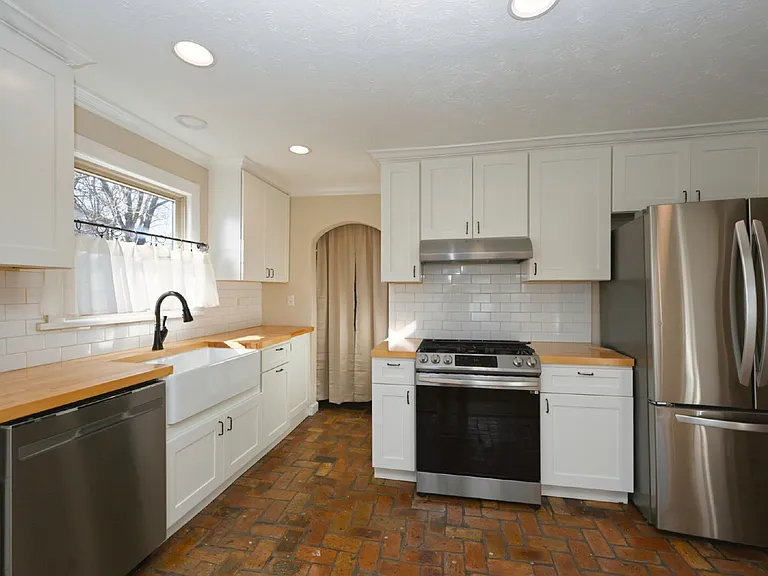 623 Ries Ave — Photo 13