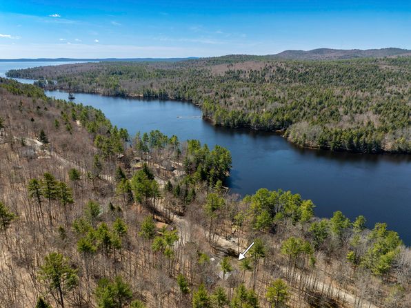 131 Harbor Road, Naples, ME 04055