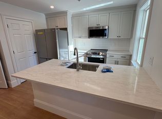 41 Elm St #3, Andover, MA 01810