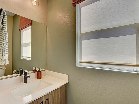 The Joshua - Bathroom