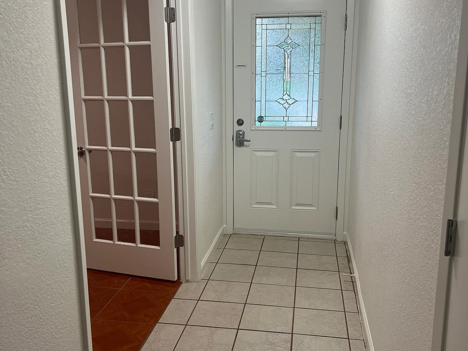 3 bed, 1655 sqft, $2,000 — Photo 2