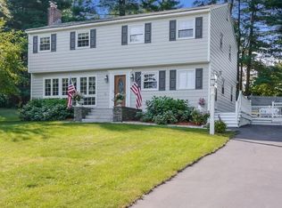 16 Hidden Way, Chelmsford, MA 01824
