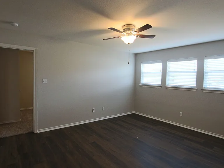 6021 Morning Mist Dr — Photo 28