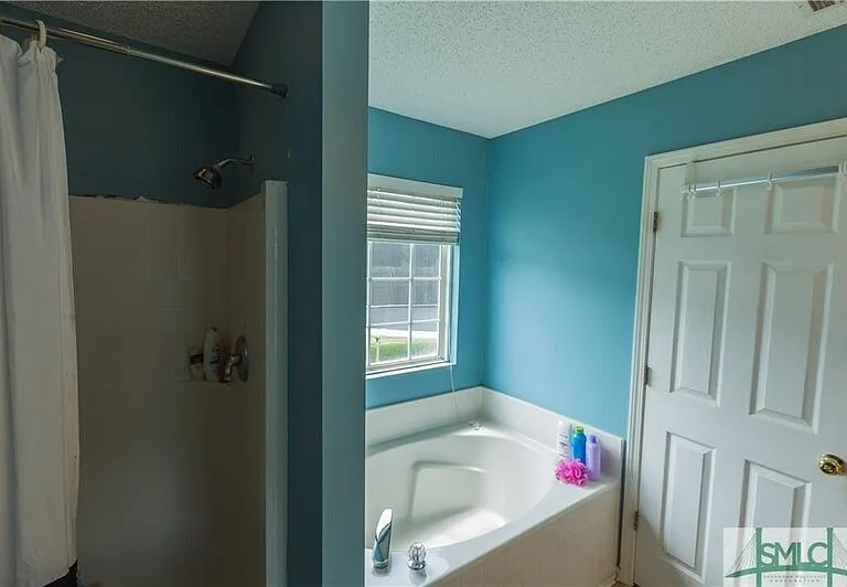 258 Lancaster Way — Photo 16