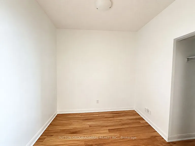 500 Sherbourne St #1205 — Photo 8