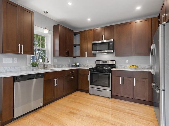 3rd image of 28A River St #2