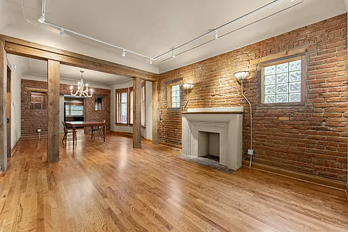 1670 Steele St #1 Photo 1
