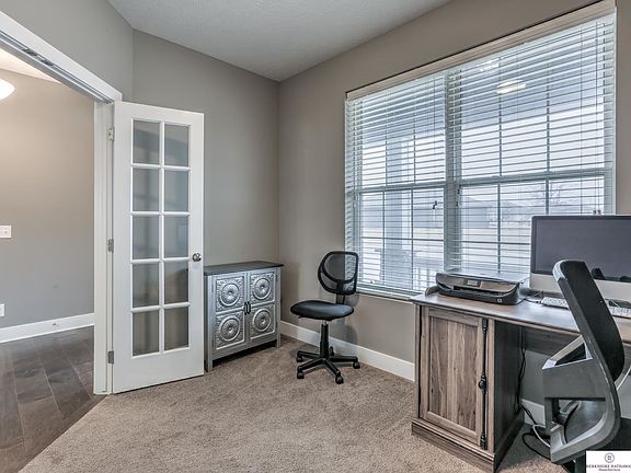 4th image of 20504 Boyd St