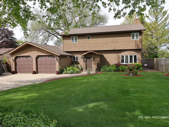 35098 N Edgewater Ln, Ingleside, IL 60041