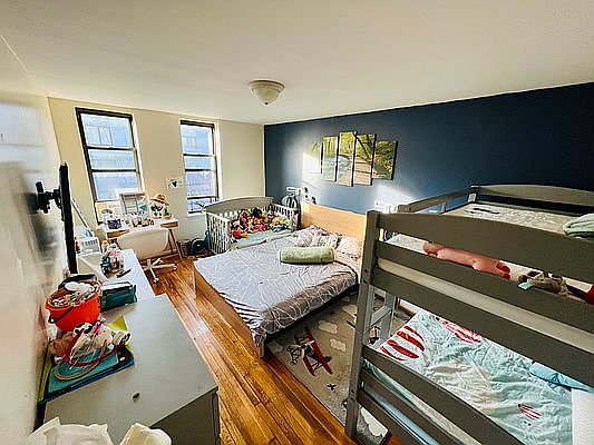 5th image of 585 E 21st St #5P