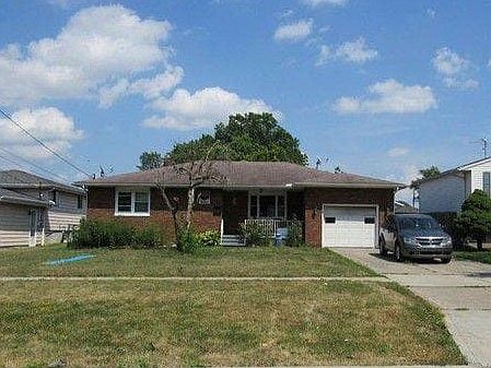 1st image of 3825 Seneca Ave