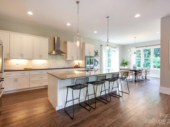 720 E 17th St, Charlotte, NC 28205